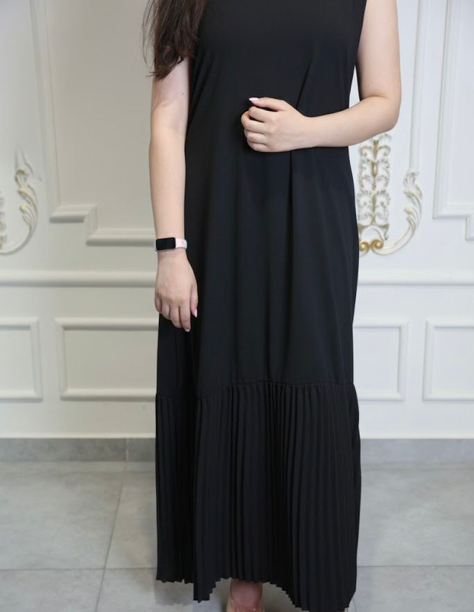 Pleated Hem Maxi Dress