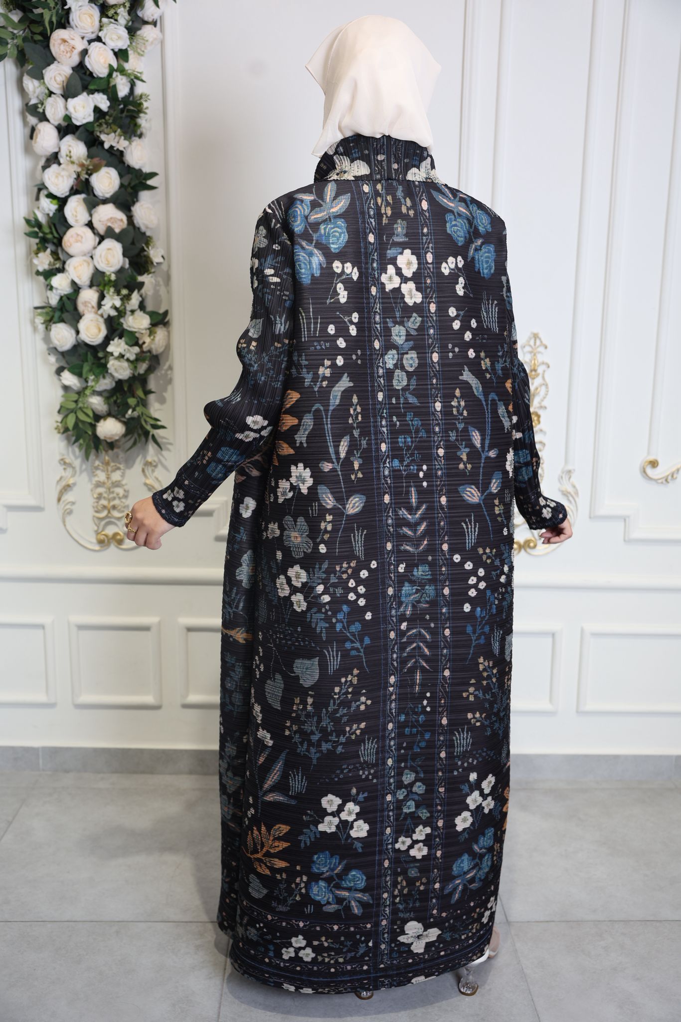 Floral Elegance Abaya